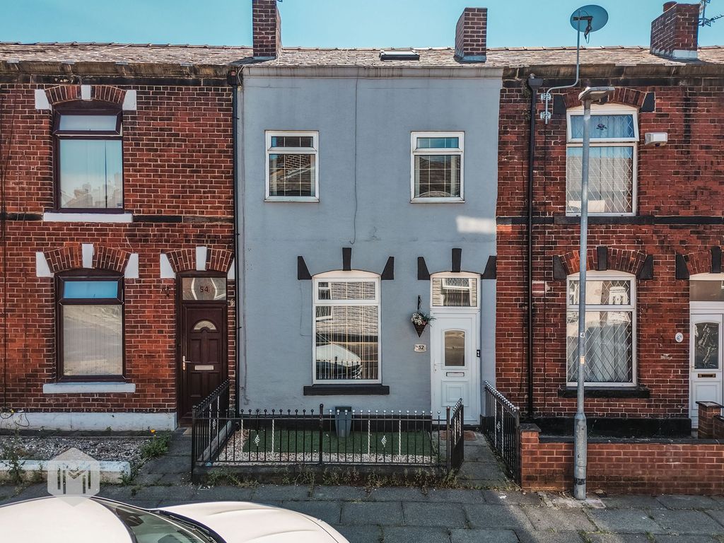 Property photo 1 of 17