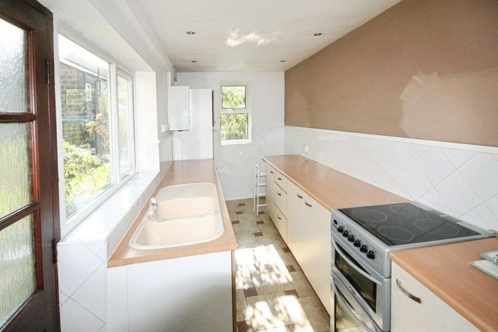 Property photo 2 of 14 Pbox-Img.Jpg