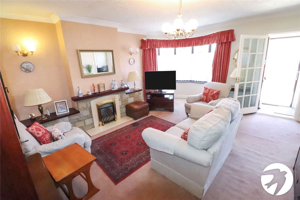 Property photo 2 of 14 Picture No. 10