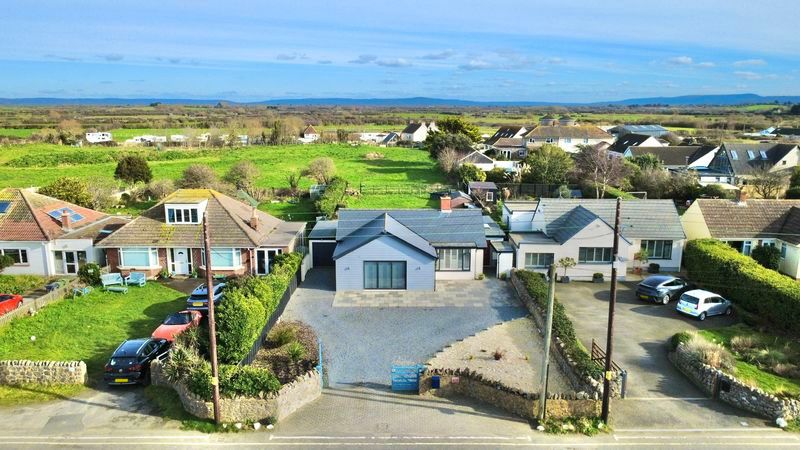 Property photo 1 of 36 Setting