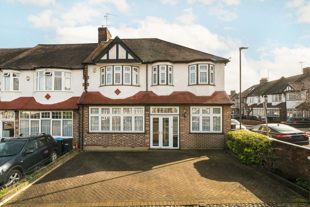 Property photo 1 of 11