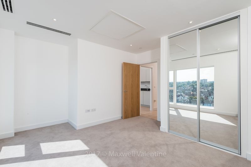 Property photo 3 of 12 Photo 8