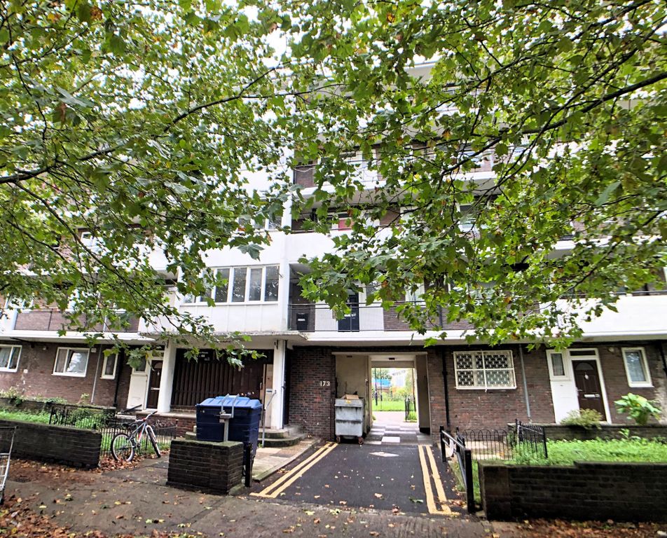 Property photo 3 of 9