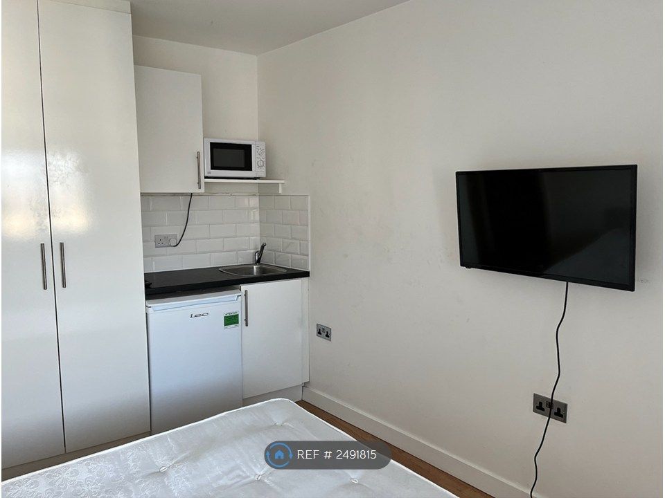 Property photo 2 of 3