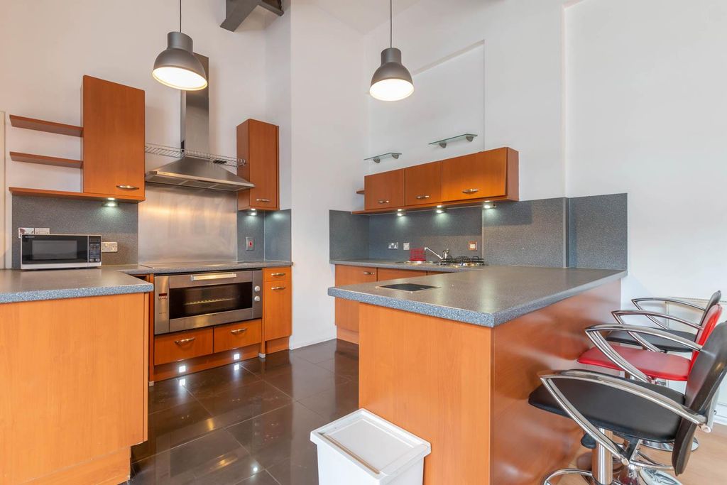 Property photo 3 of 13 Kitchen