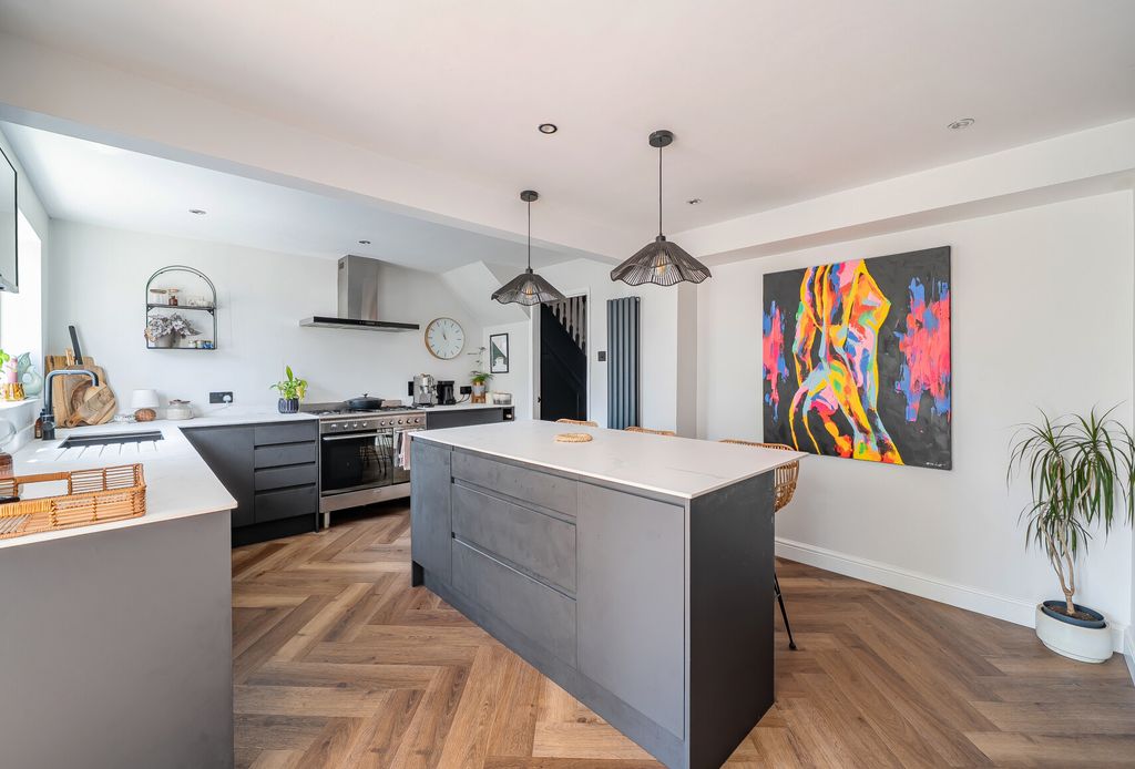 Property photo 3 of 20 1482261-14-6A3E5F...