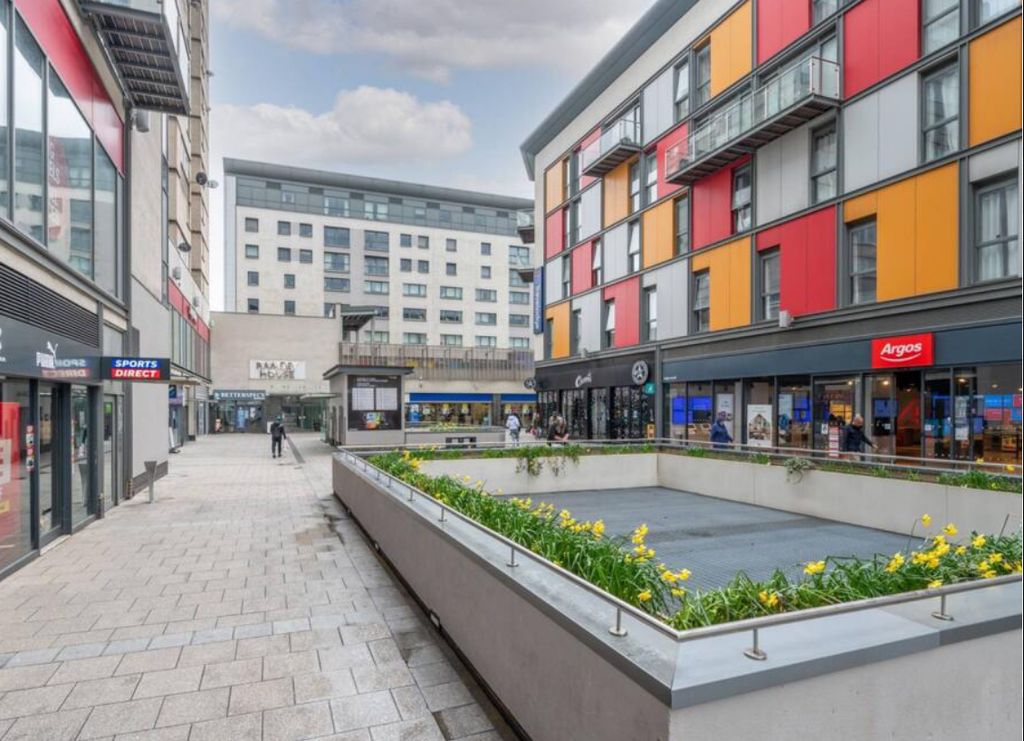 Property photo 2 of 2