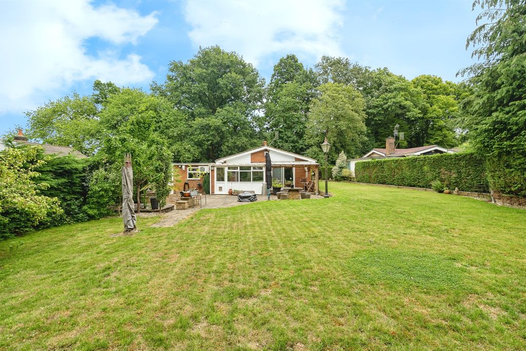 Property photo 2 of 16