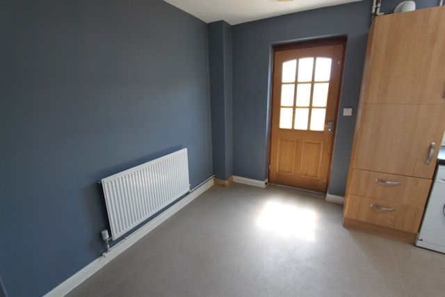Property photo 3 of 17 Photo 6