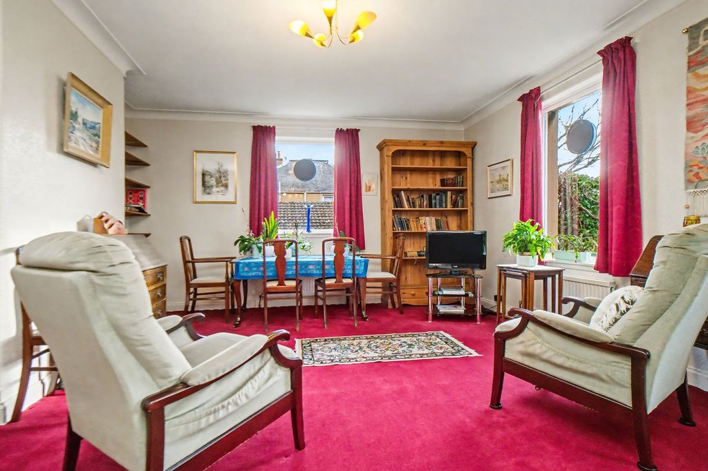 Property photo 3 of 16