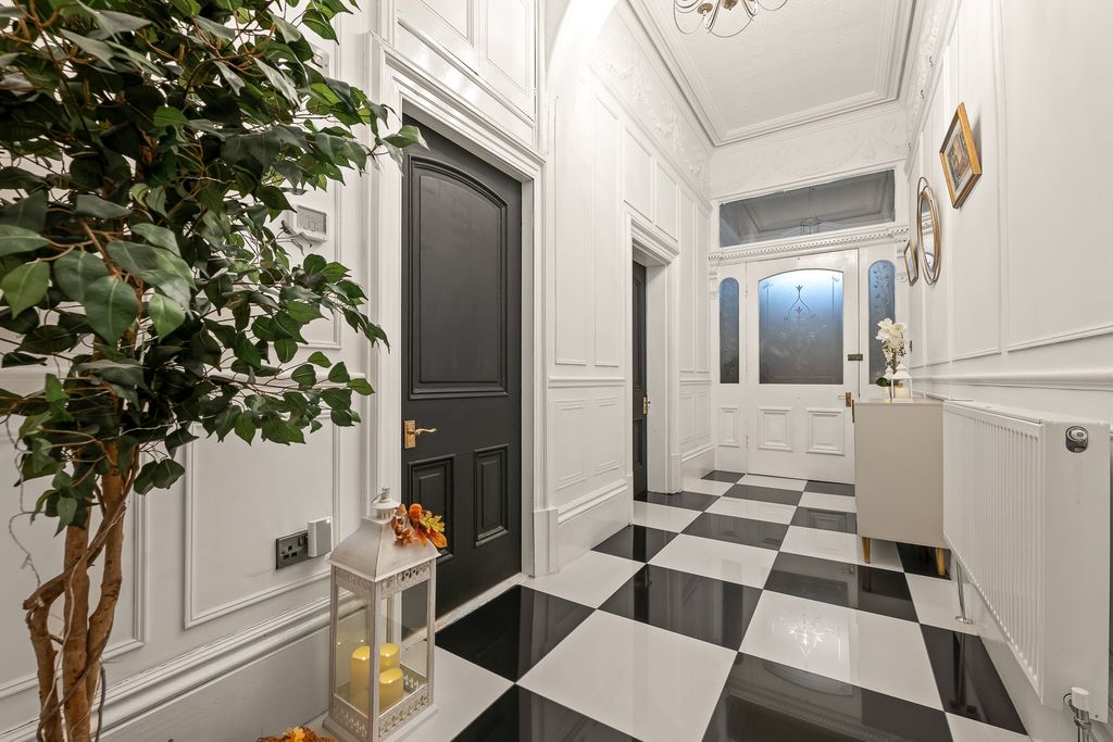 Property photo 2 of 48 P1670586-Edit-Min