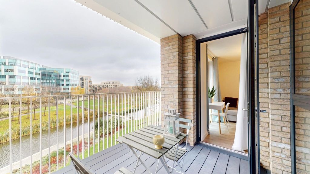 Property photo 1 of 22 Photo 21