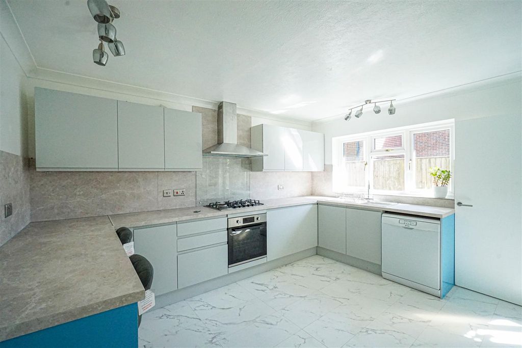 Property photo 3 of 29 Dsc02907.Jpg