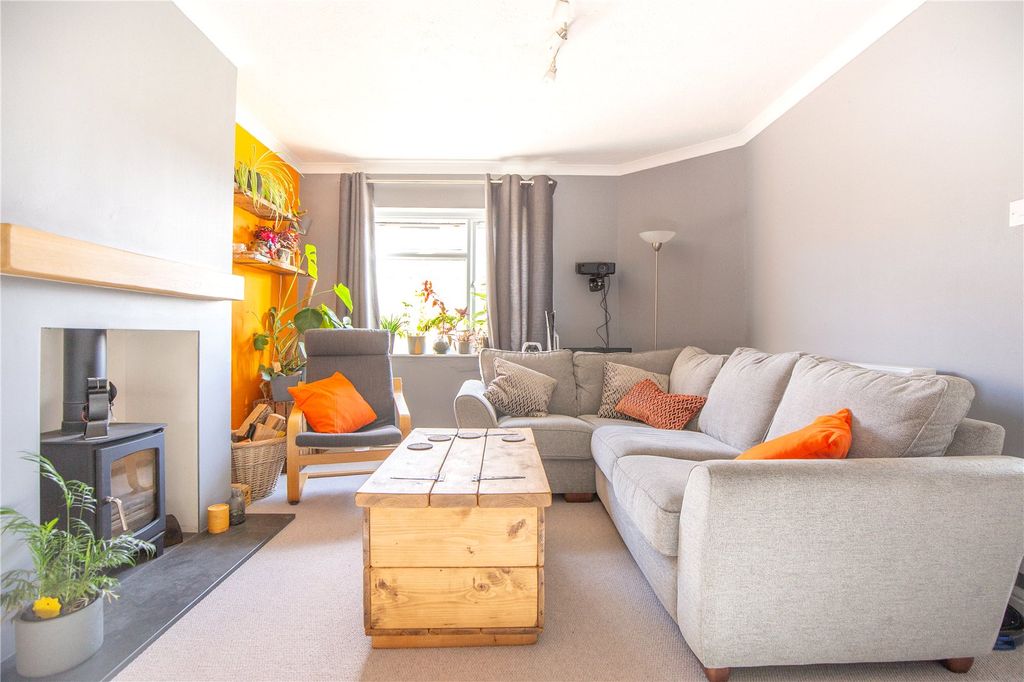 Property photo 1 of 16 Picture No. 04