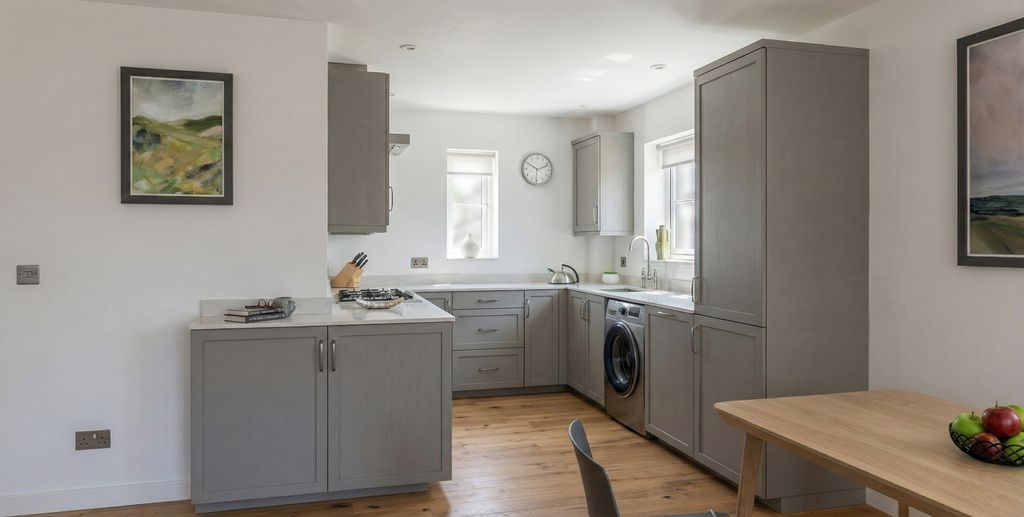 Property photo 3 of 3 Picture No. 04