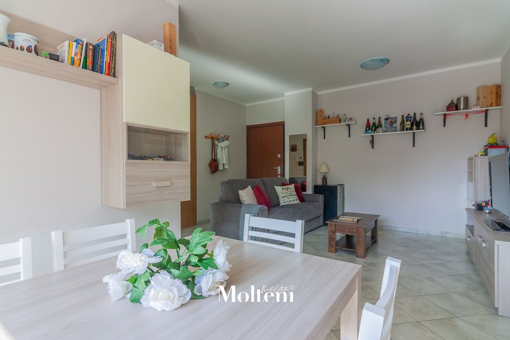 Property photo 2 of 29