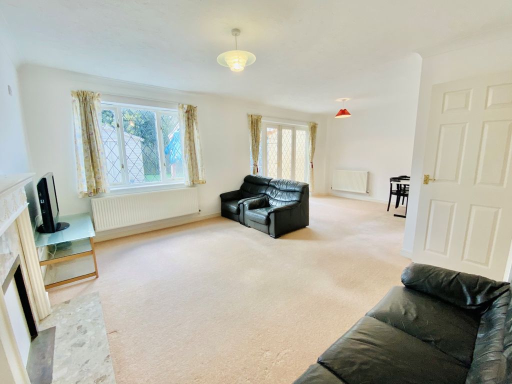 Property photo 3 of 15