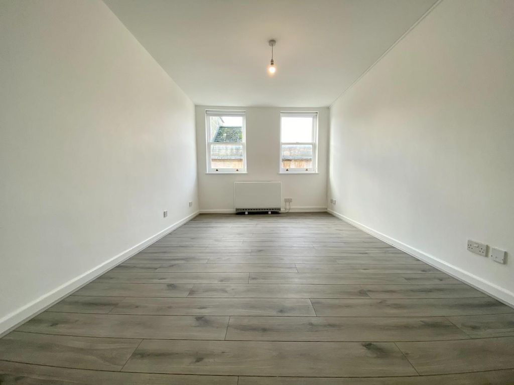 Property photo 2 of 7 Living Room.Jpeg
