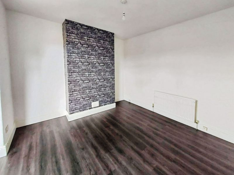 Property photo 3 of 13 Photo 5