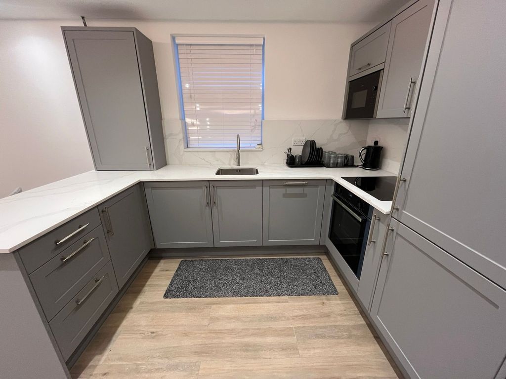 Property photo 3 of 7 Pbox-Img.Jpg