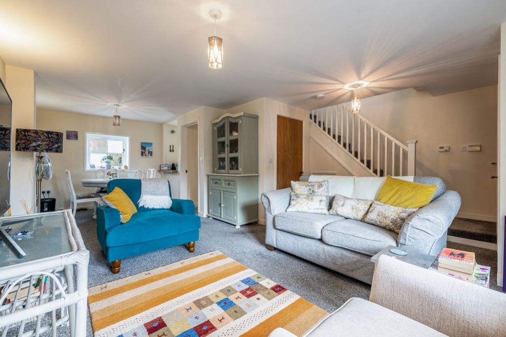 Property photo 2 of 19 2 Sibsey Court (Sibsey)-8