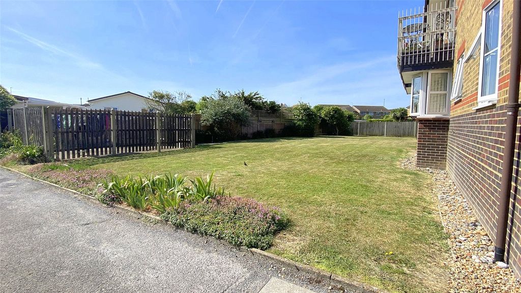 Property photo 2 of 8 Picture No. 04