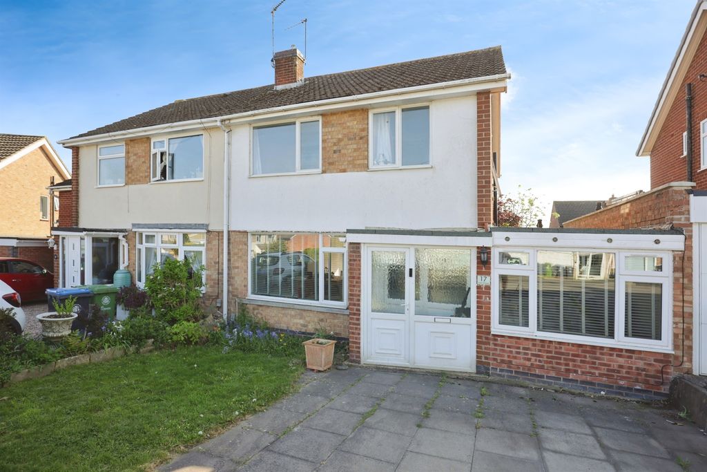 Property photo 1 of 17
