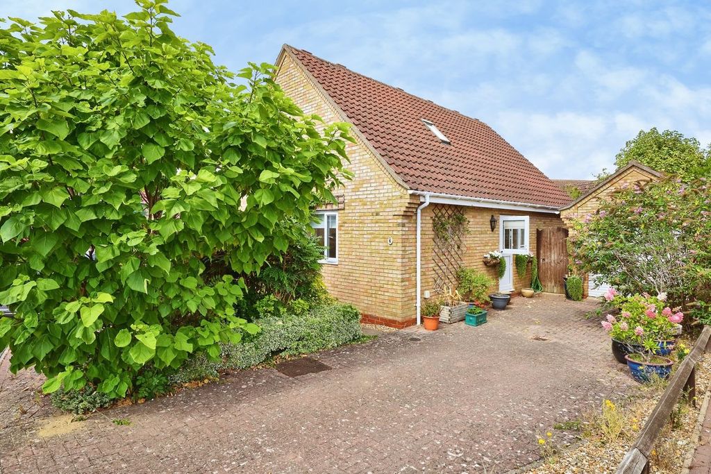 Property photo 1 of 19