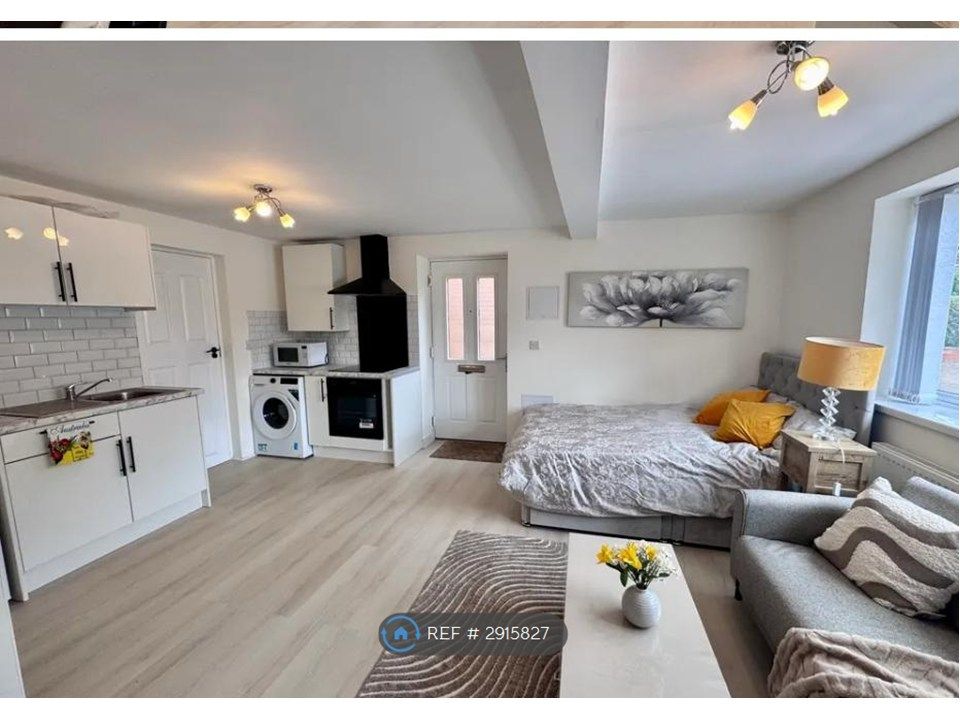 Property photo 2 of 3