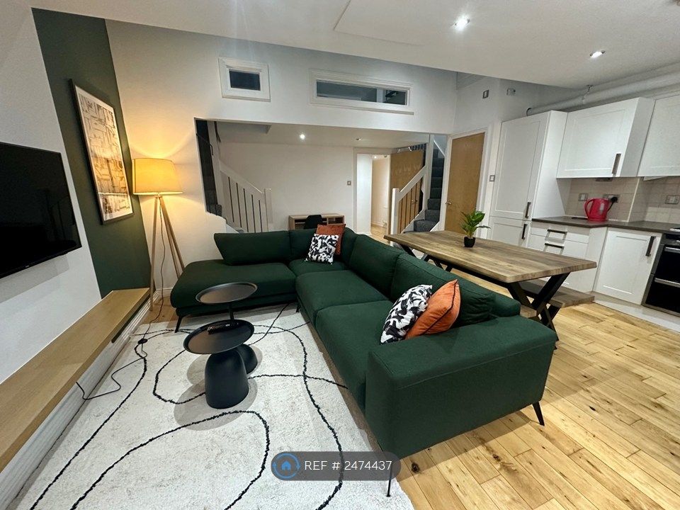 Property photo 1 of 35