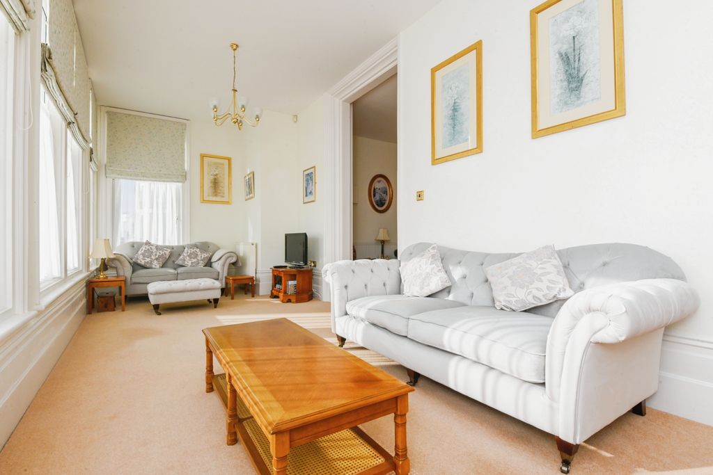 Property photo 2 of 17 Living Room