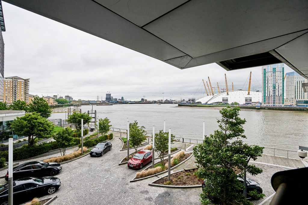 Property photo 3 of 4