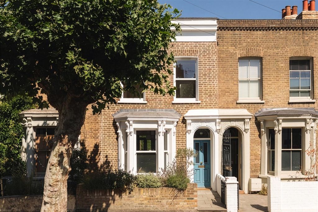 Property photo 1 of 30 Clifden Road-1A.Jpg