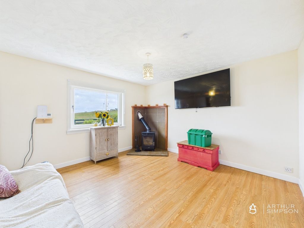 Property photo 3 of 28 4419697