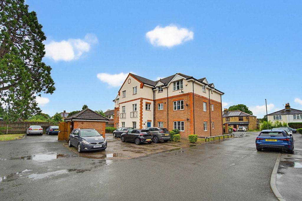 Property photo 1 of 12 5169860