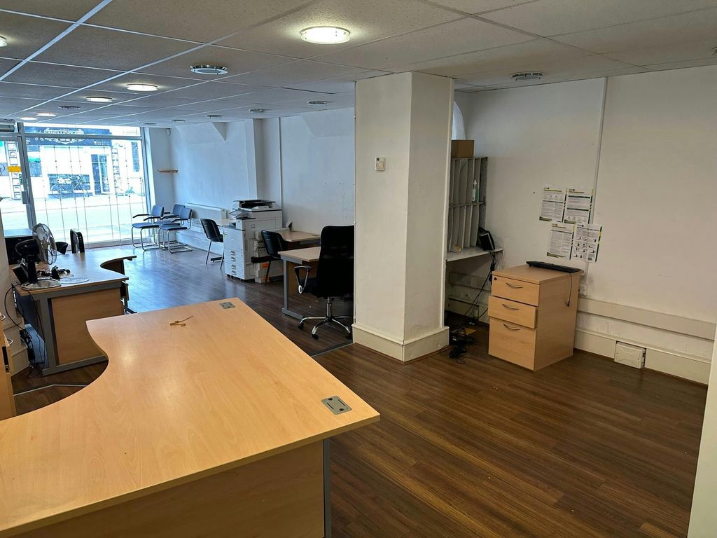 Property photo 3 of 5 7.Jpg