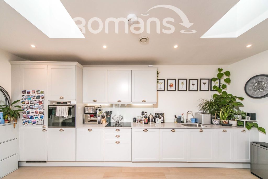 Property photo 3 of 9 534d5A76-398B-Ec11-9