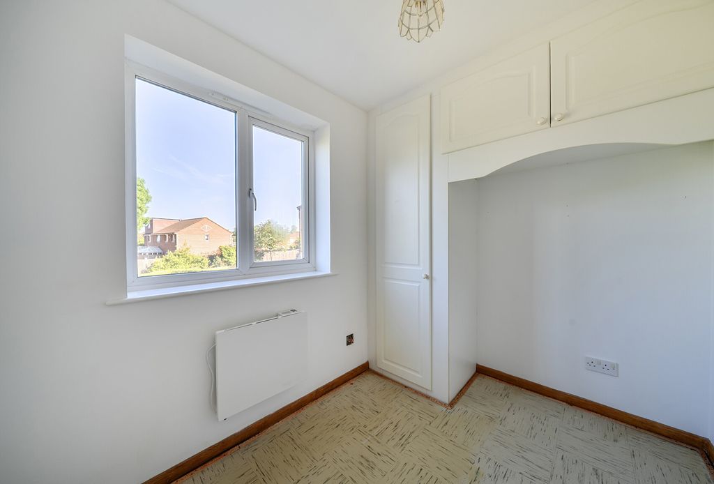 Property photo 3 of 12 1467670-1-6A15d70...