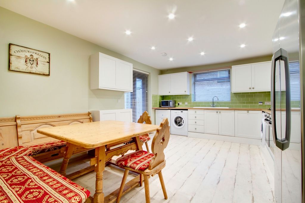 Property photo 1 of 19 Dining Room