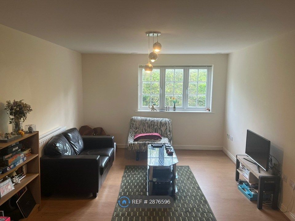 Property photo 3 of 5