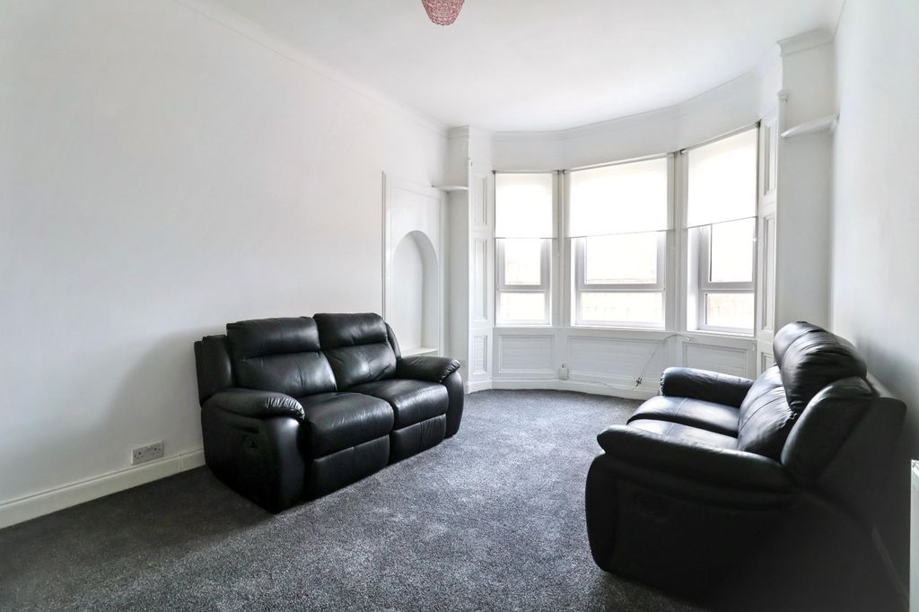 Property photo 2 of 11 Picture No. 02