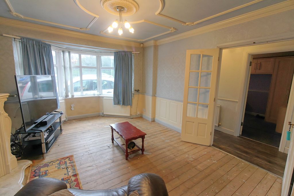 Property photo 2 of 18 Img_5666_Dxo