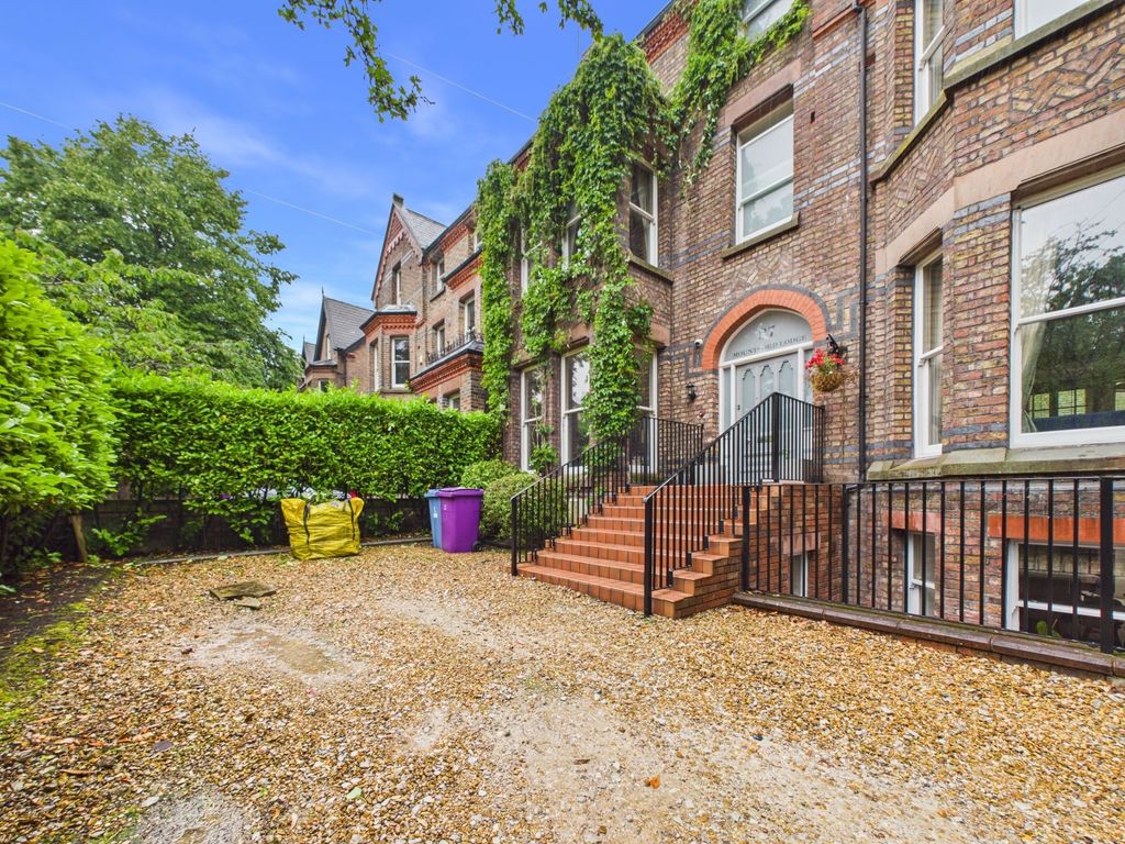 Property photo 1 of 46