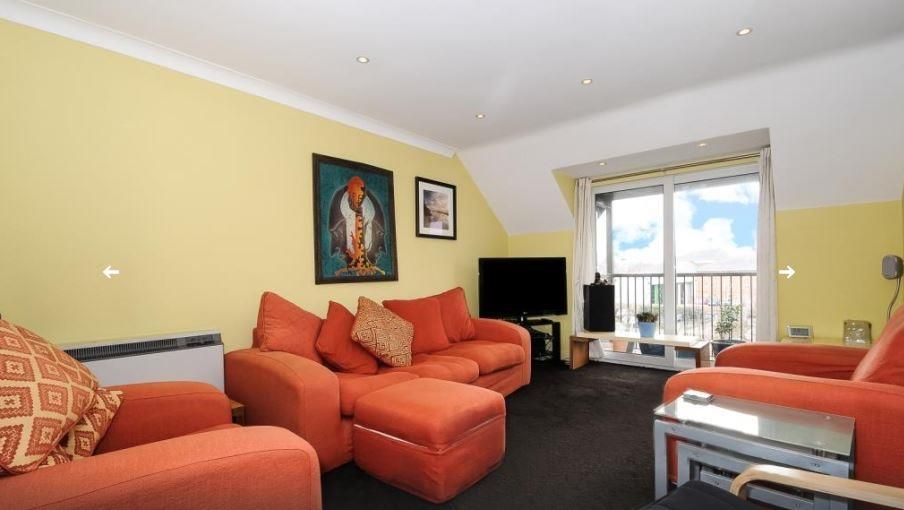 Property photo 2 of 6 5