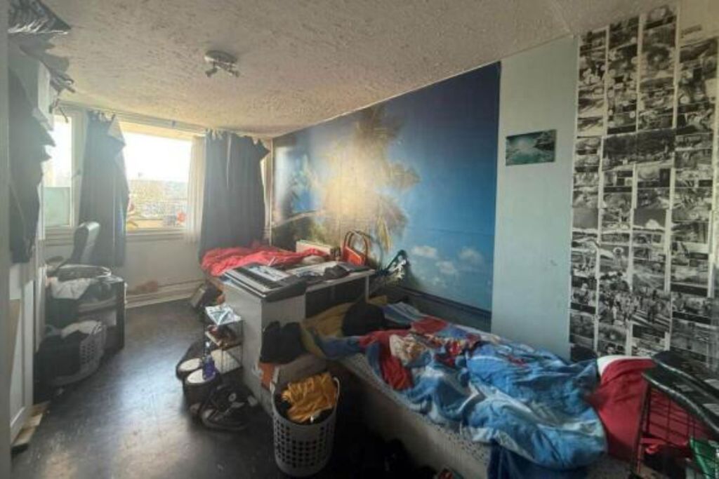 Property photo 2 of 8 148 Eynsham Drive, Abbey Wood, London, Se2 9Pt