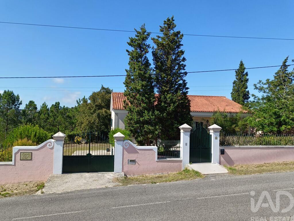 Property photo 3 of 36