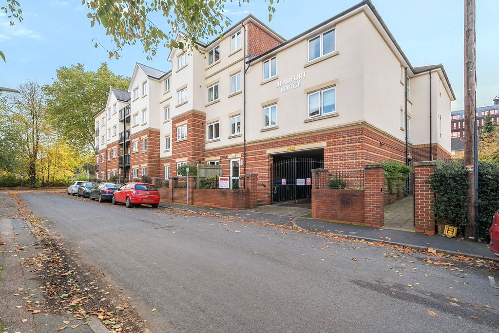Property photo 1 of 18 Picture No. 03