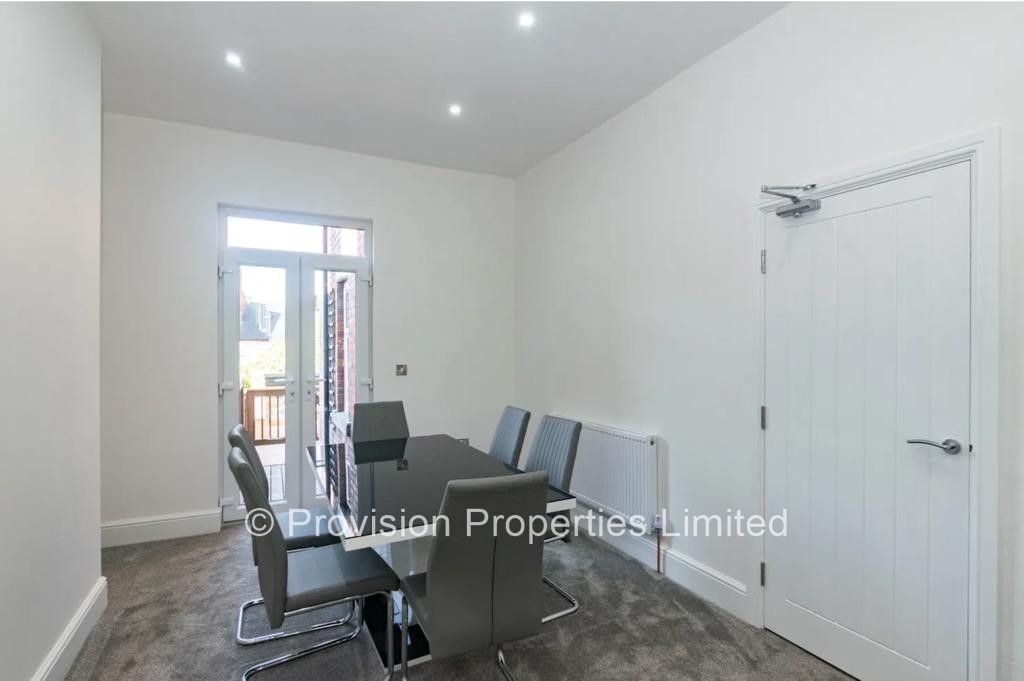 Property photo 2 of 19 Photo