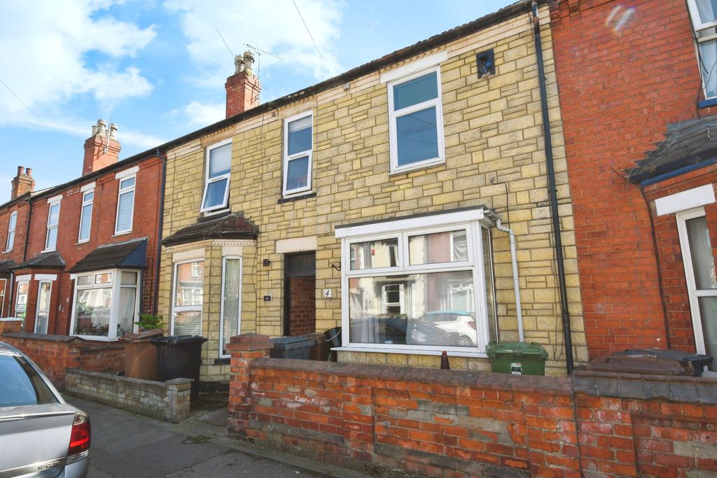 Property photo 1 of 13