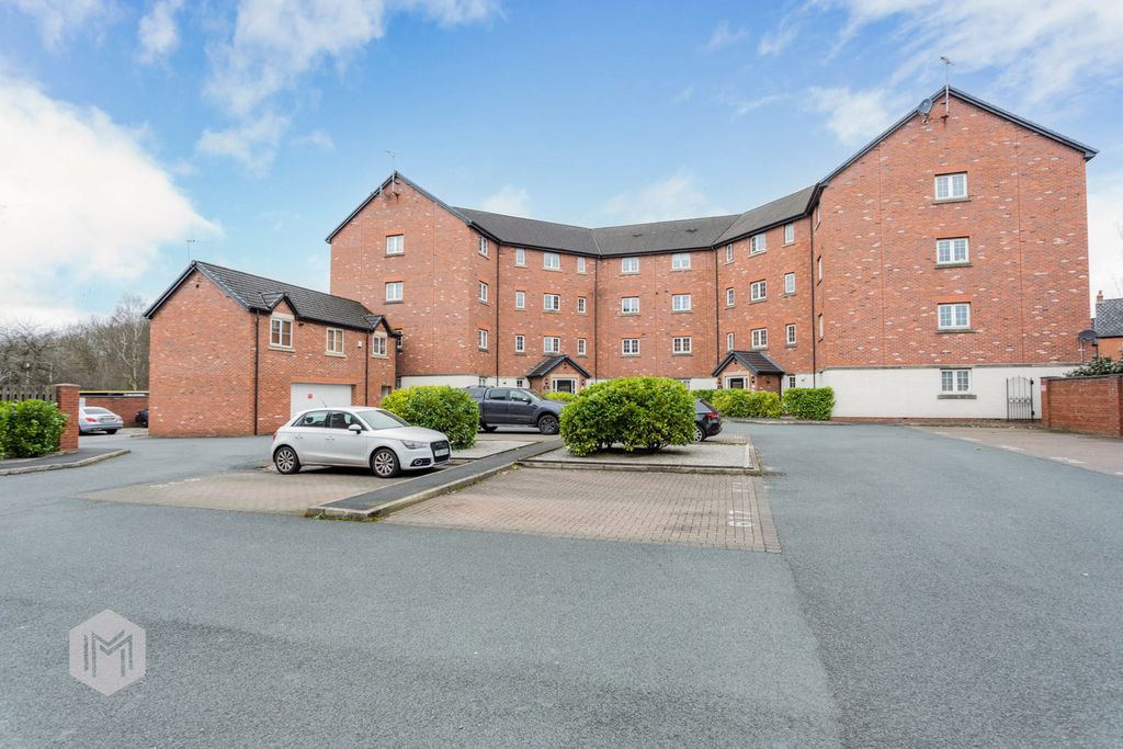 Property photo 1 of 27 Photograph